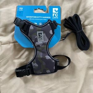 Adventure Kitty Harness with Leash - Small